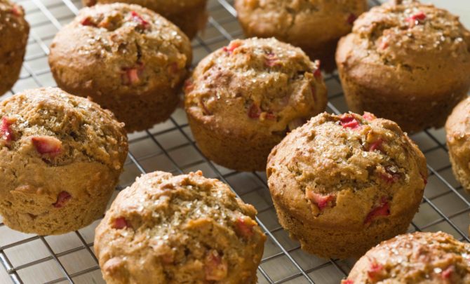 15586-rhubarb-applesauce-muffins-relish