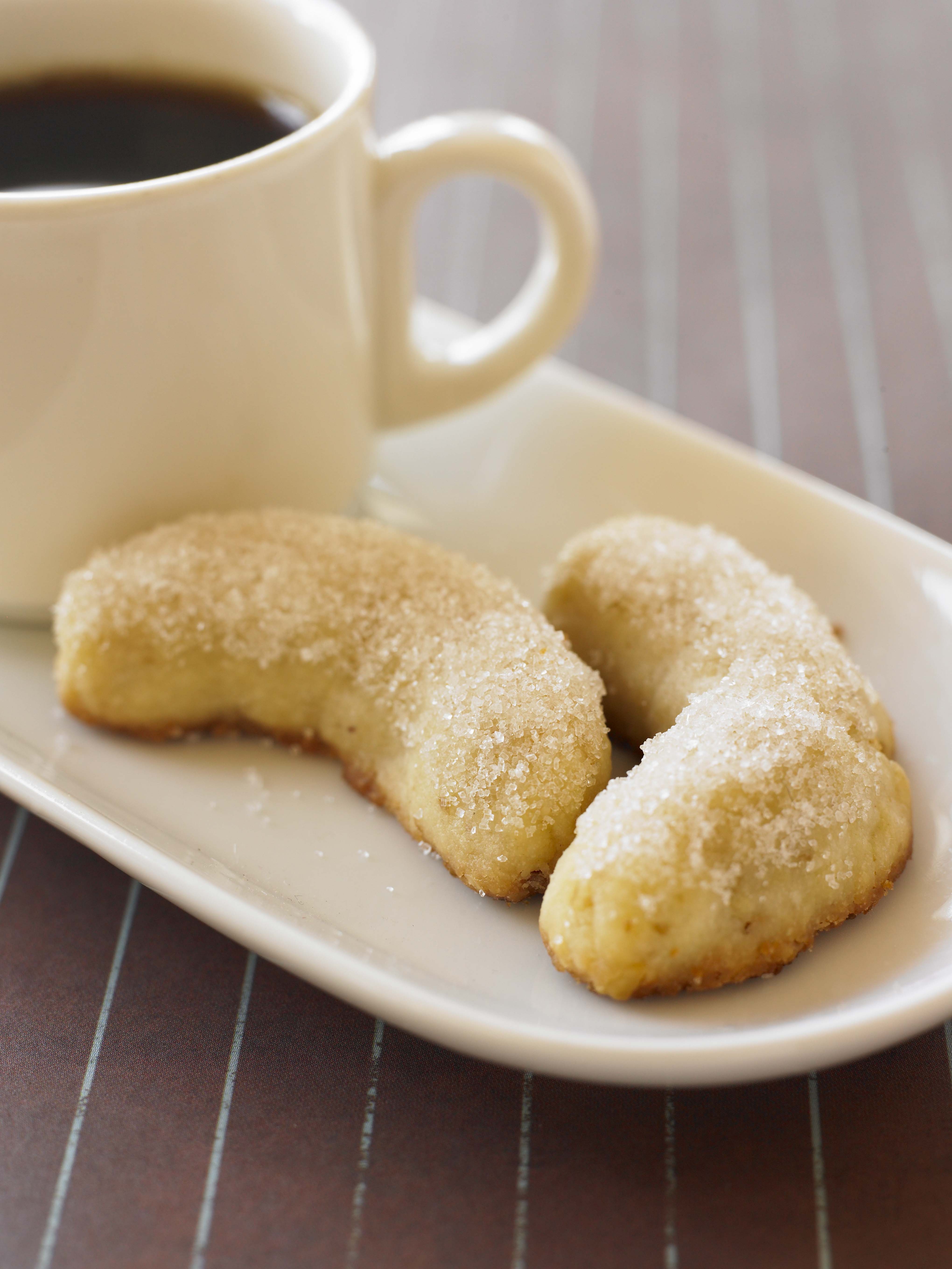 Walnut Crescent Cookies Recipe Easy Kitchen