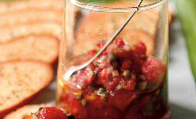 tomato_sauce_and_garlic_toast_appetizer