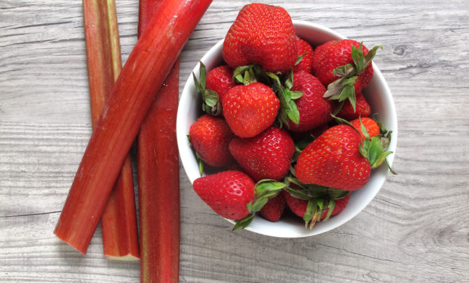 Rhubarb-and-Strawberries-Relish-jpg