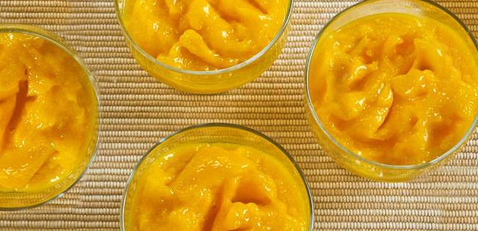 low-sugar-mango-sorbet-frozen-dessert-treat-fruit-health-spry