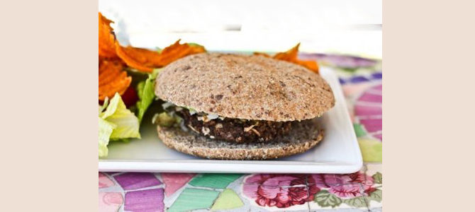 mole-coconut-black-bean-burger-light-lunch-dinner-health-quick-vegetarian-spry